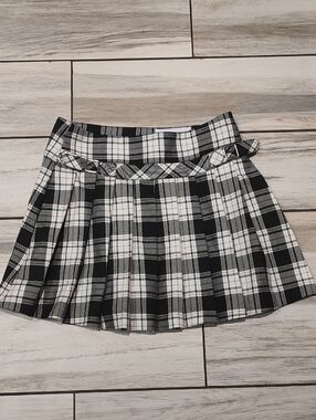 Zara Plaid Pleated Skirt